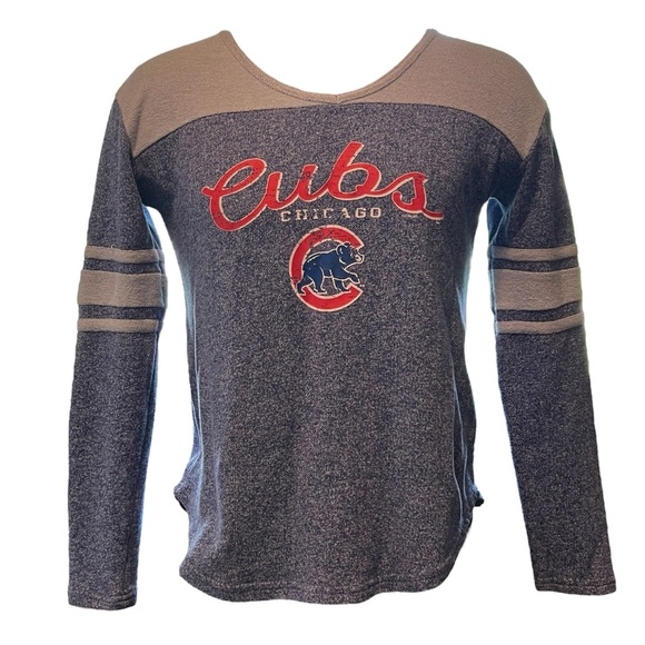 MLB Tops - Women’s Major League Baseball Fitness Chicago Cubs Baseball Sweatshirt, Medium